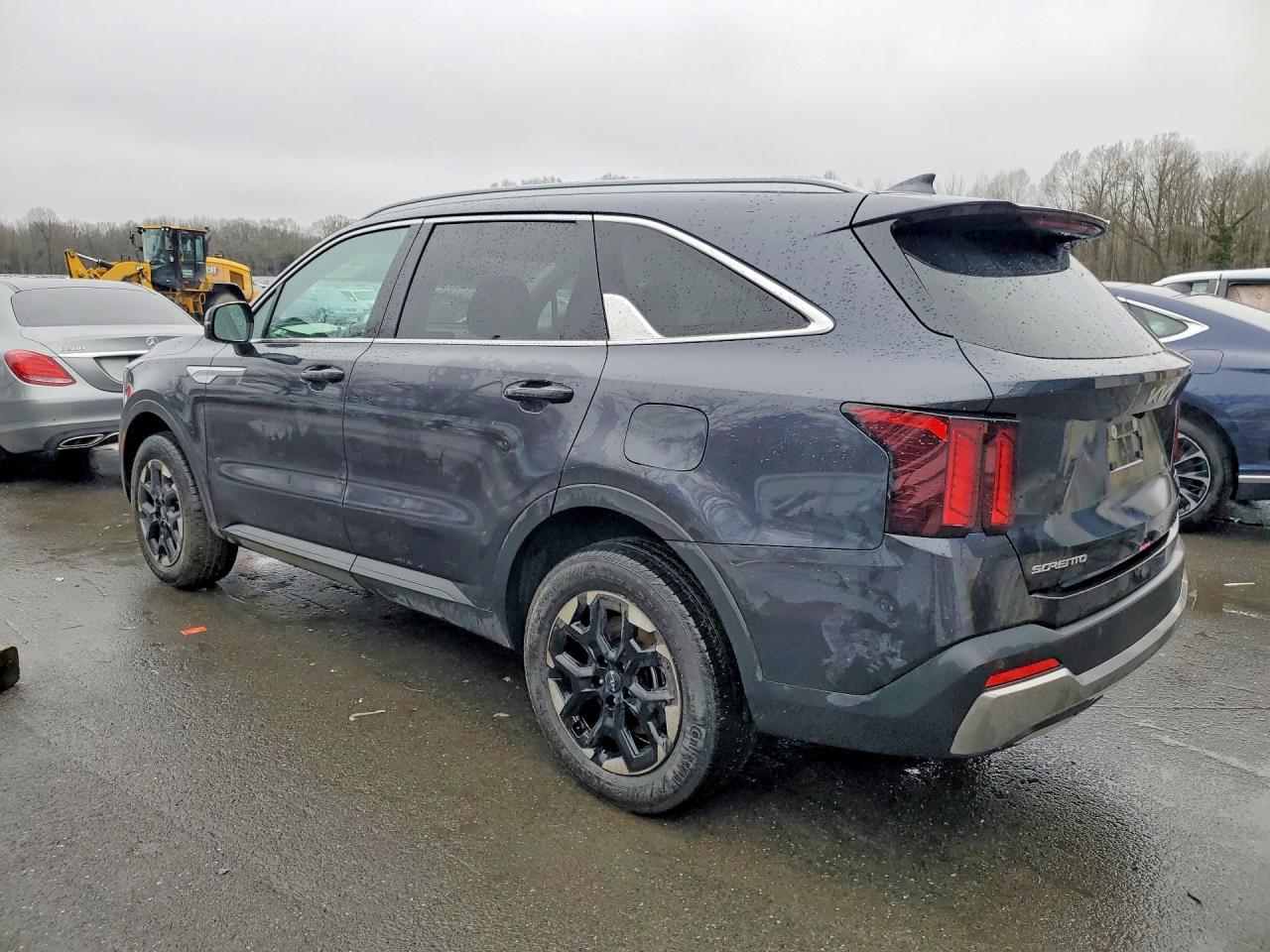 2025 KIA SORENTO