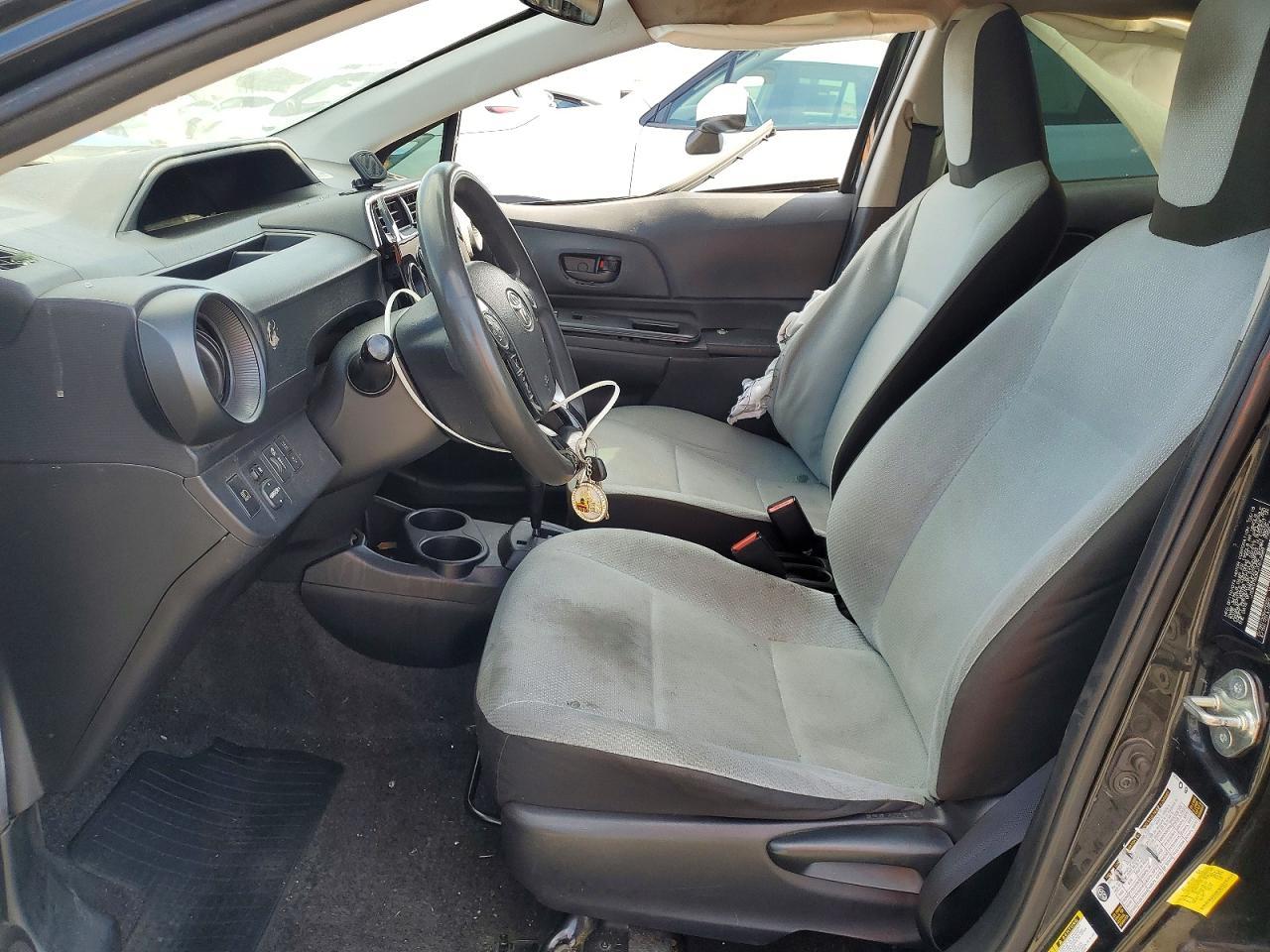 2018 TOYOTA PRIUS
