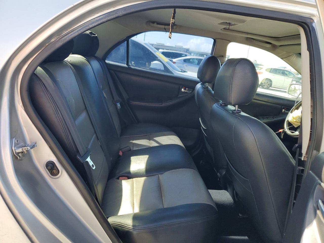 2004 TOYOTA COROLLA