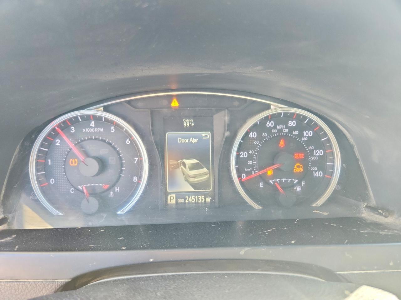 2015 TOYOTA CAMRY