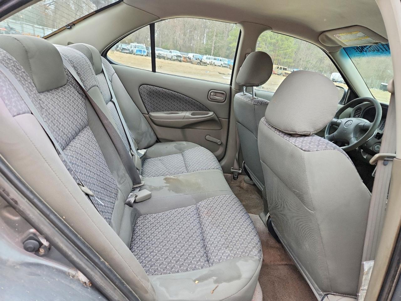 2001 NISSAN SENTRA