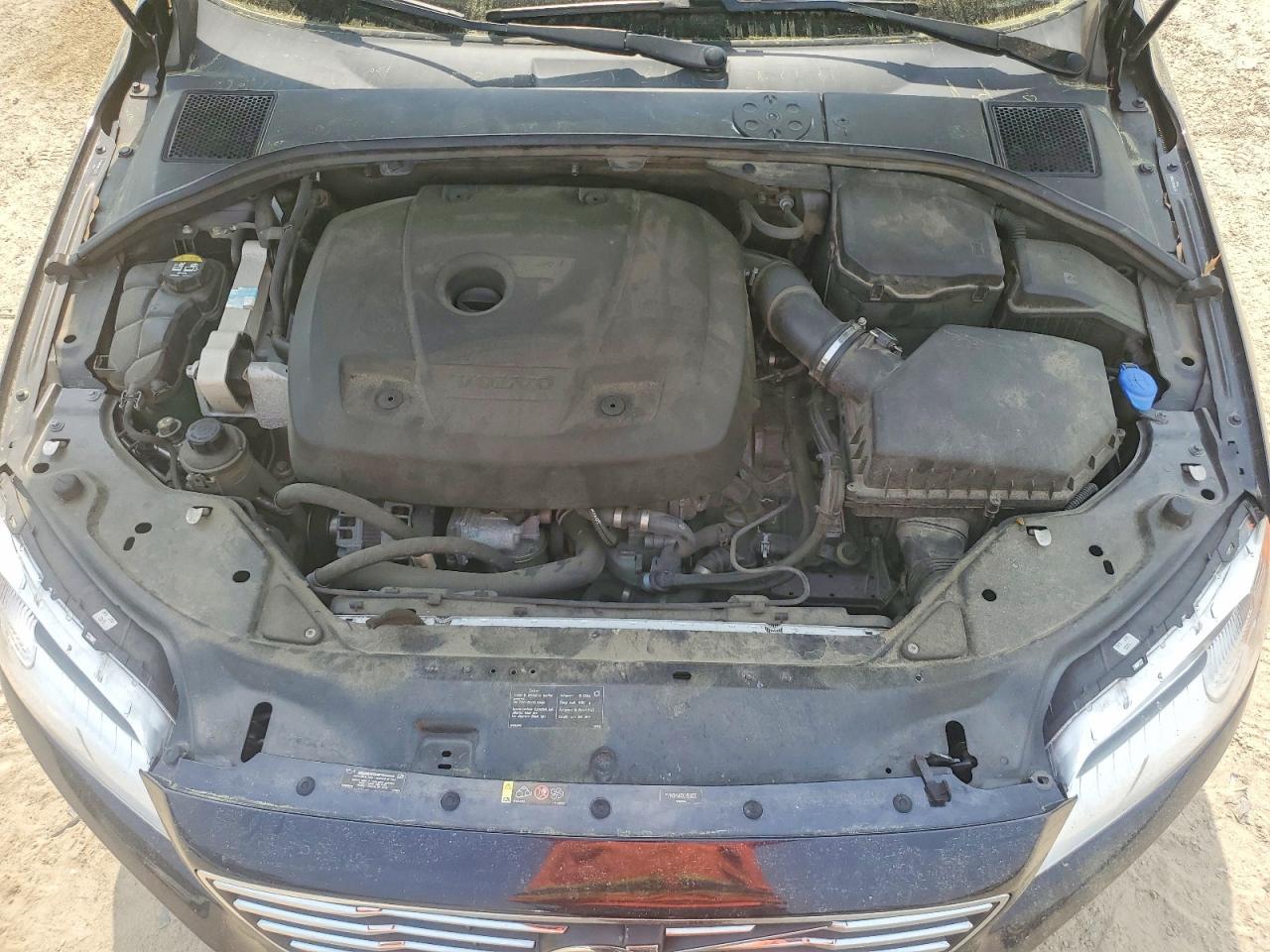 2016 VOLVO S80