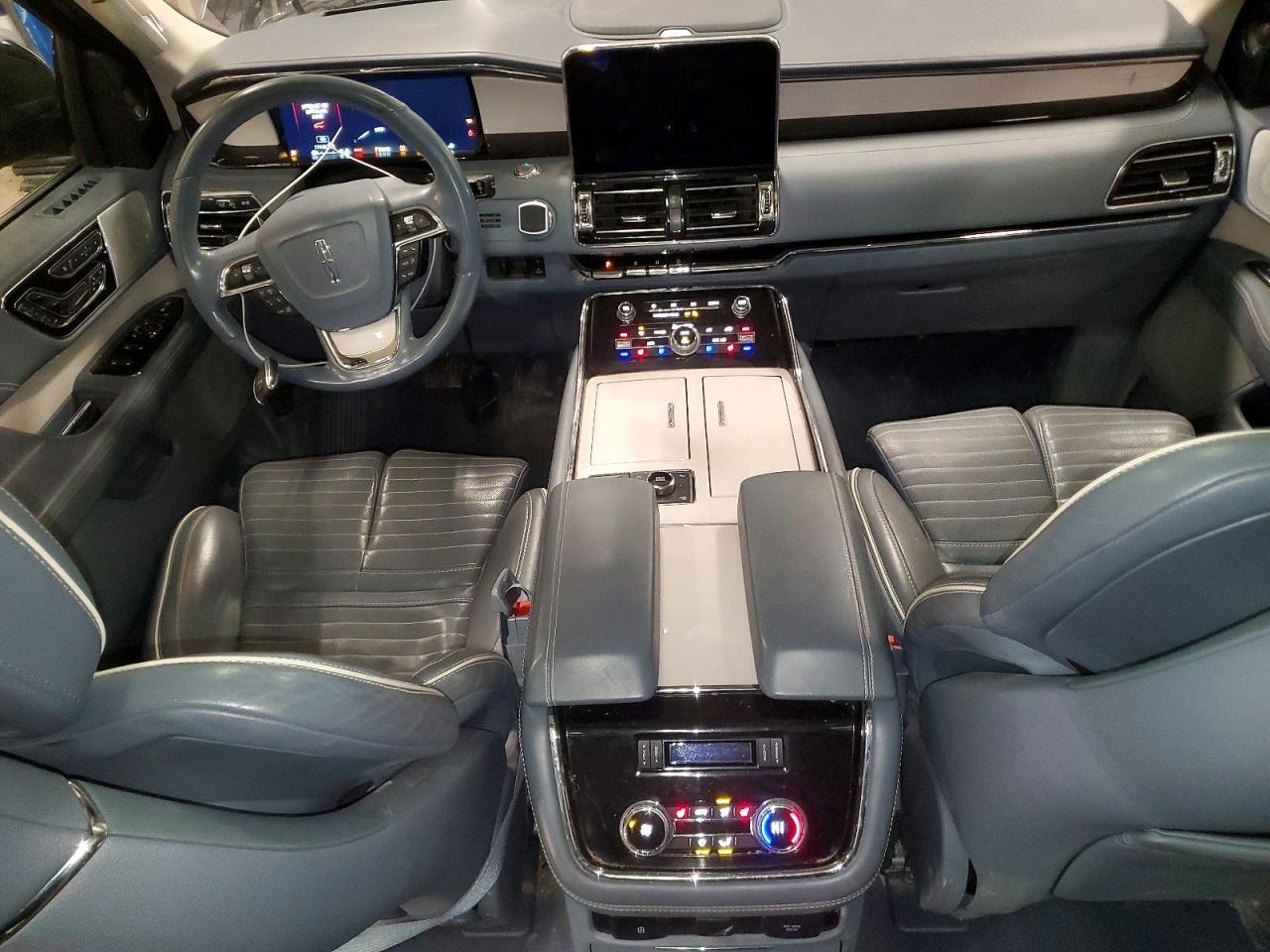 2020 LINCOLN Navigator
