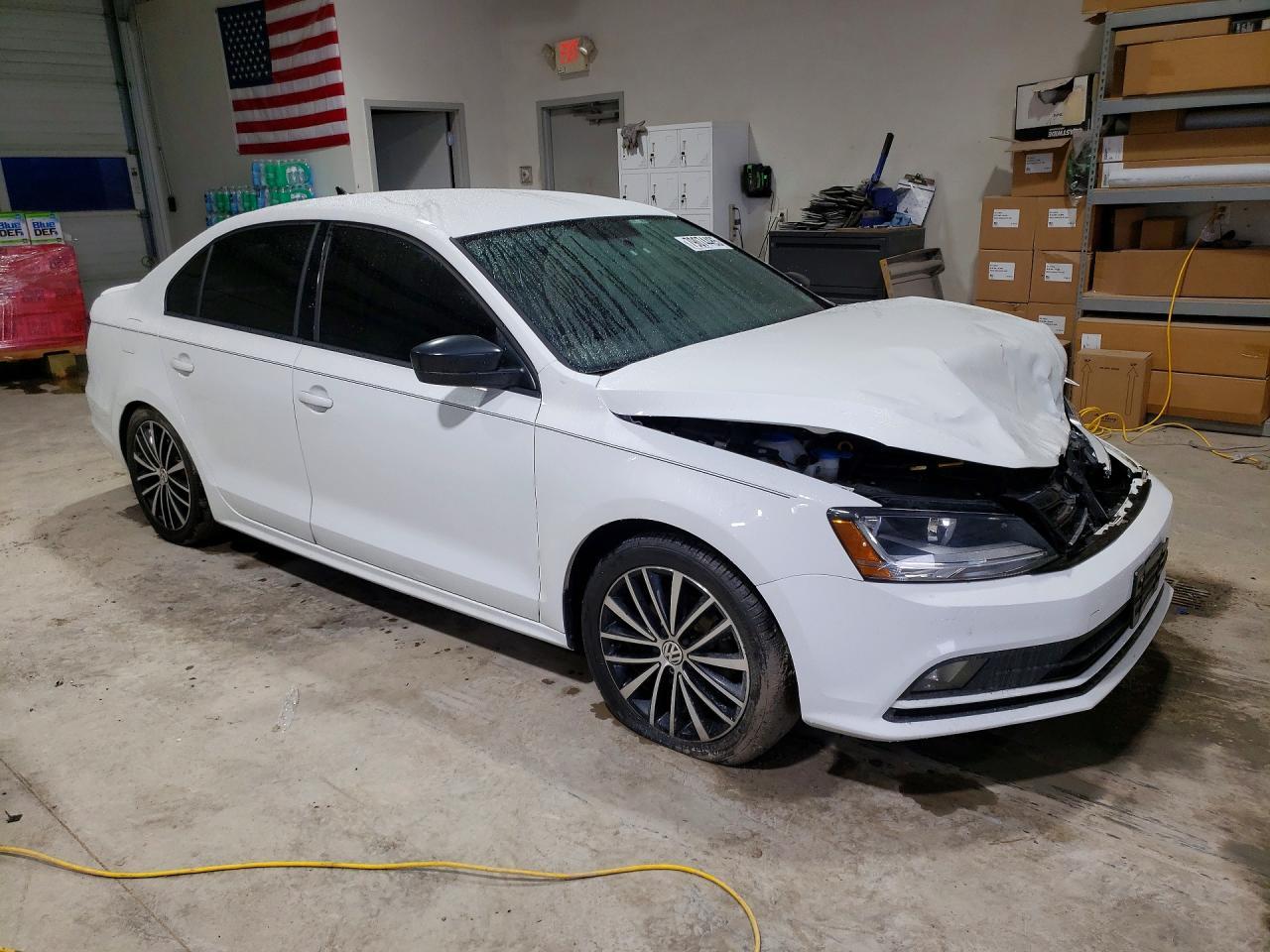 2017 VOLKSWAGEN JETTA
