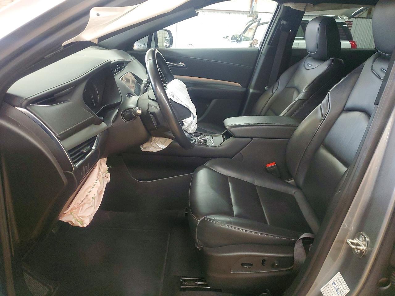 2023 CADILLAC XT4
