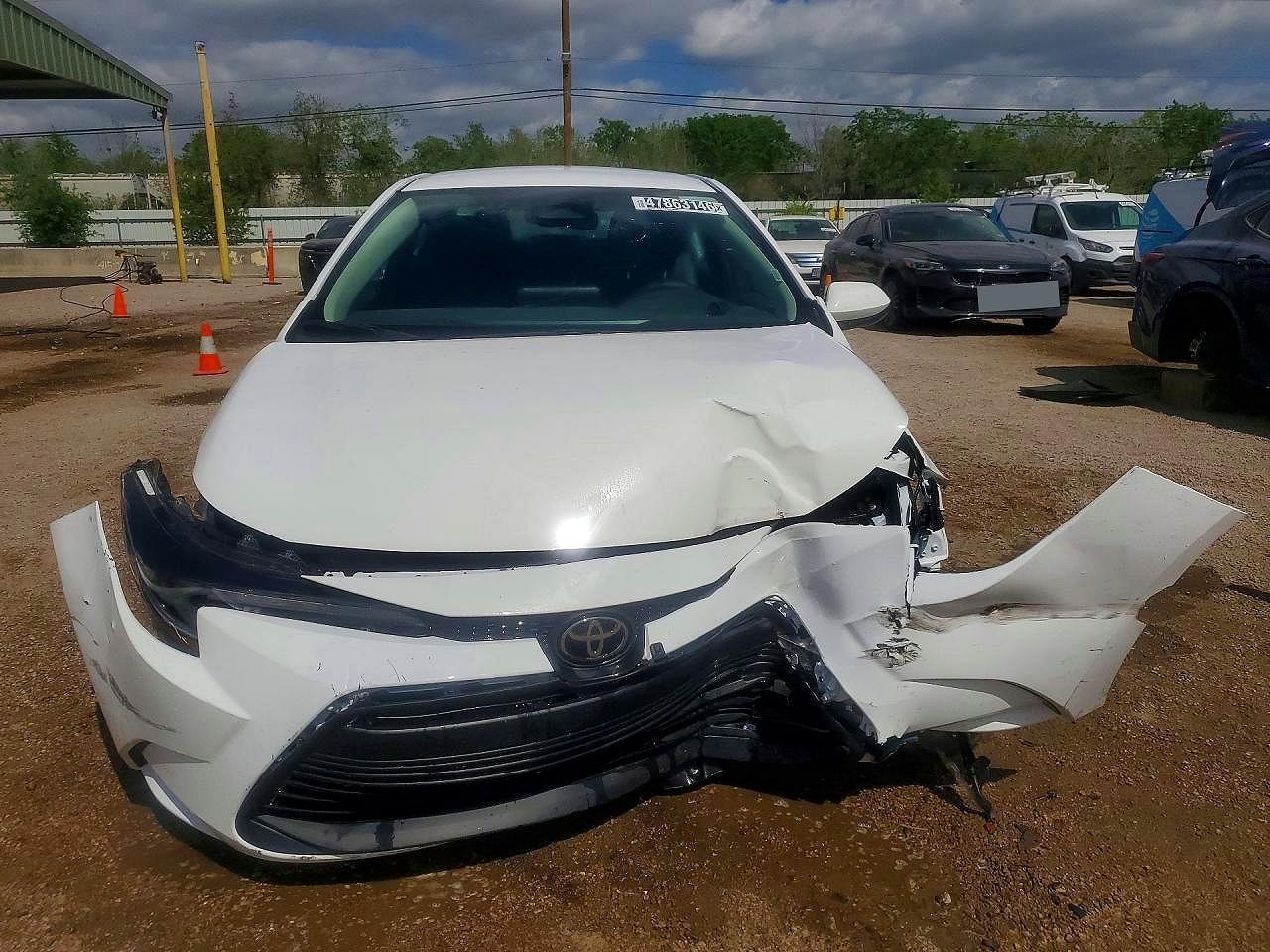 2026 TOYOTA COROLLA