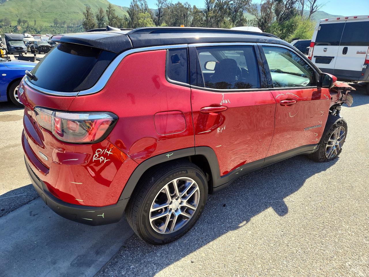 2020 JEEP Compass