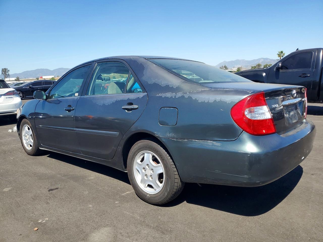 2002 TOYOTA CAMRY