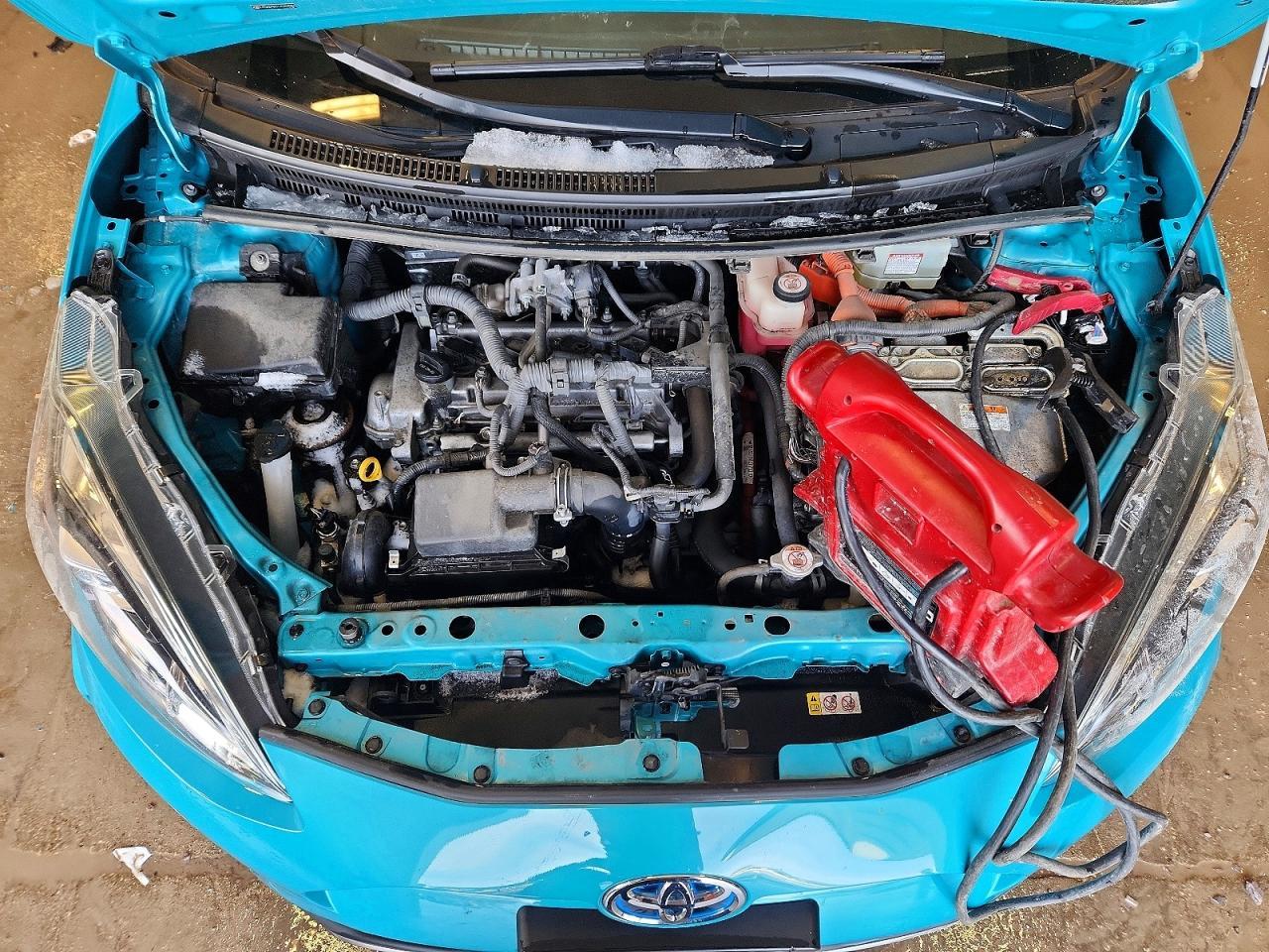 2018 TOYOTA Prius c