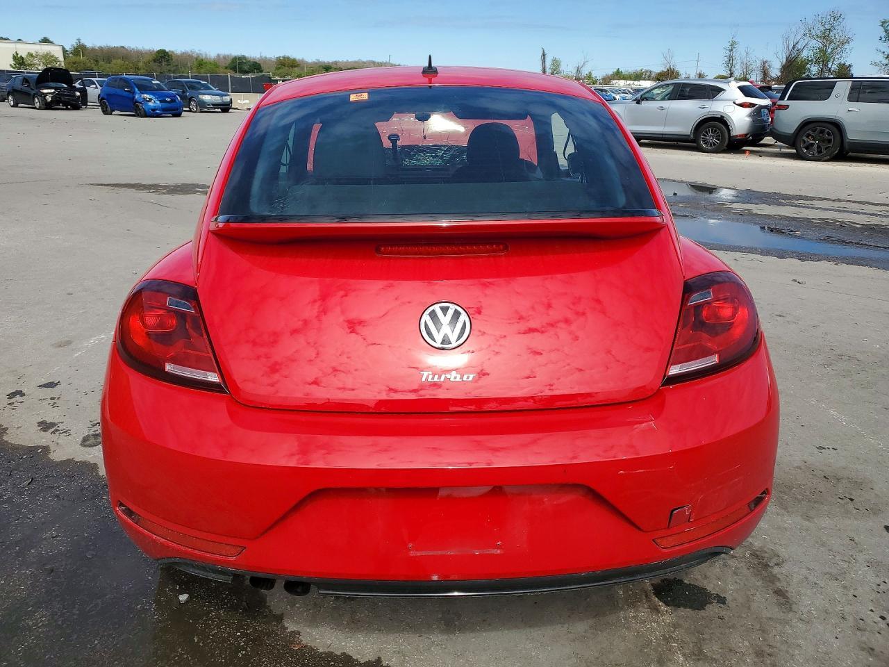 2017 VOLKSWAGEN Beetle