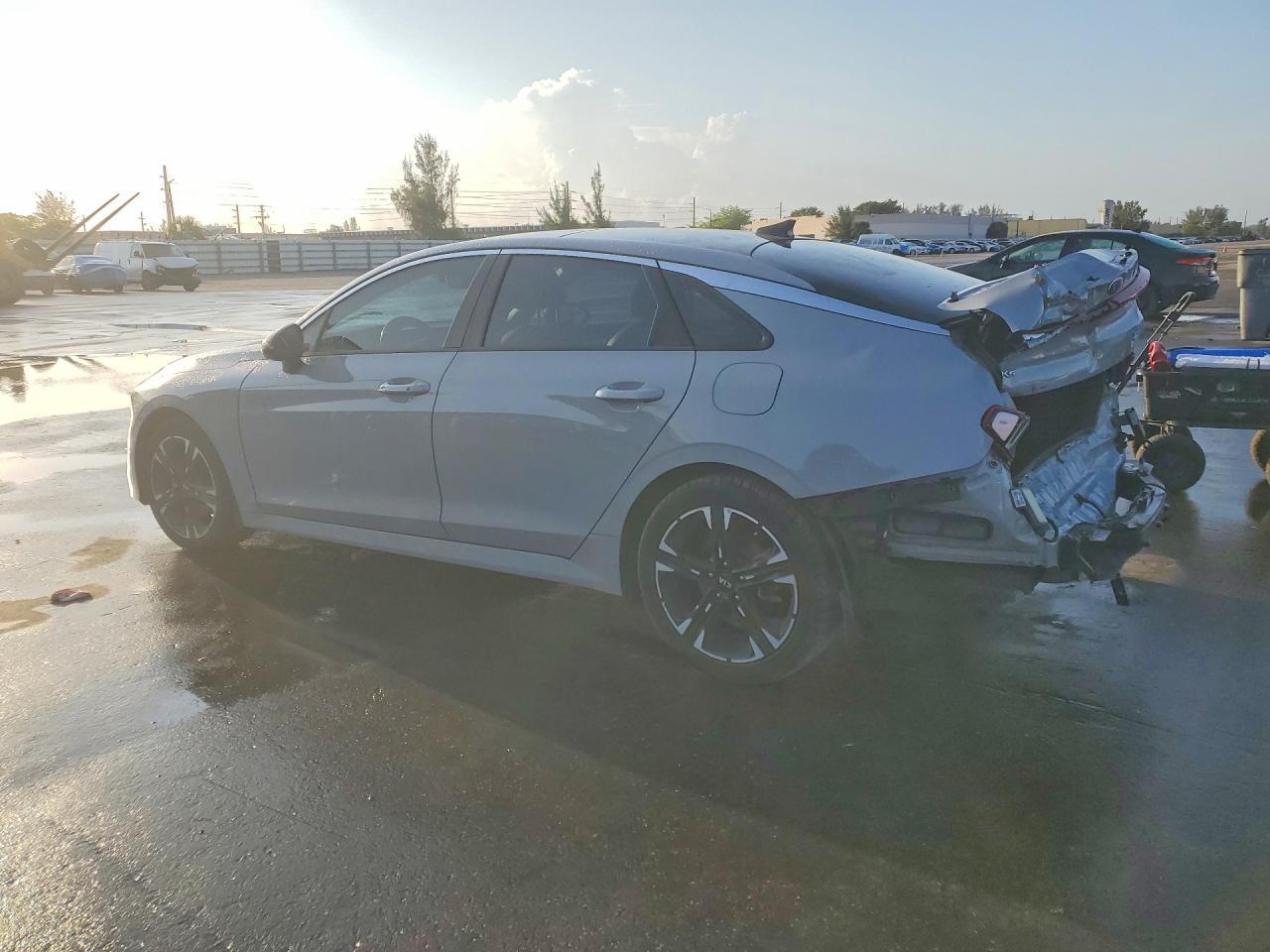 2021 KIA K5