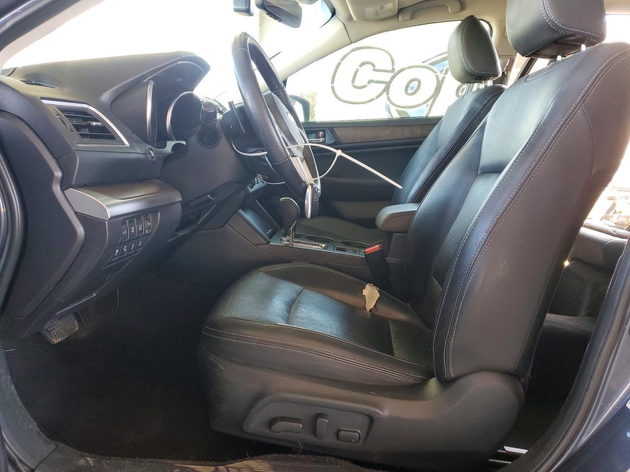 2017 SUBARU Outback