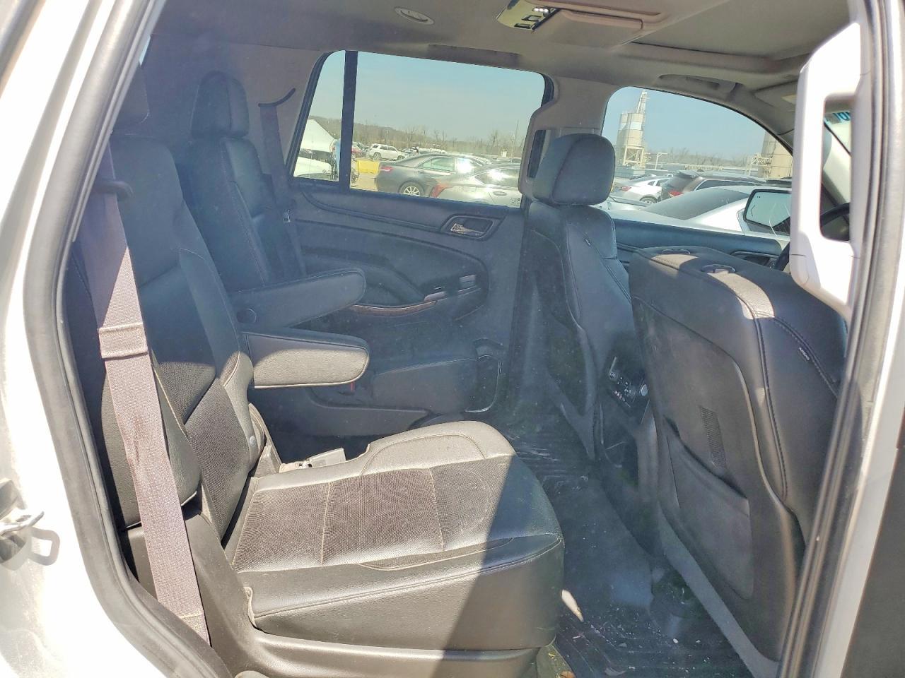 2016 CHEVROLET Tahoe