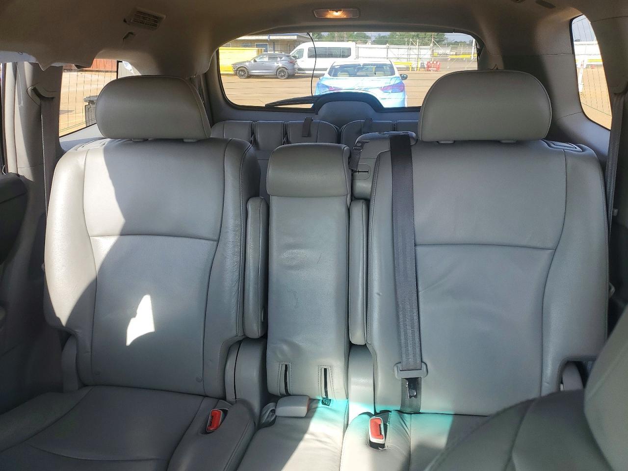 2013 TOYOTA HIGHLANDER
