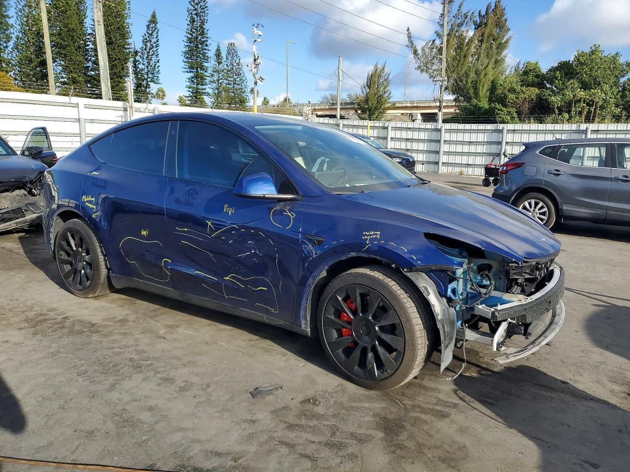2022 TESLA MODEL Y