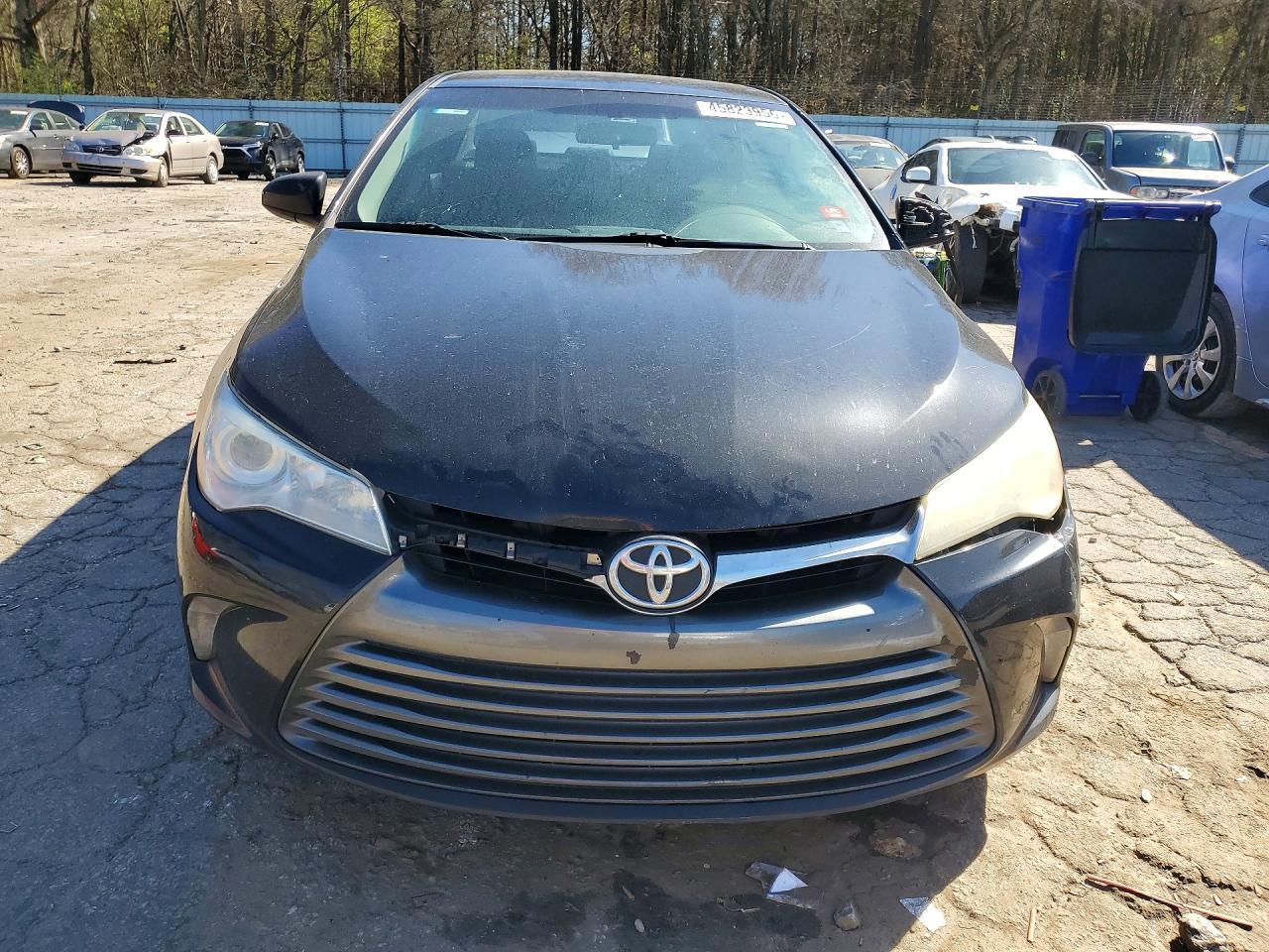 2016 TOYOTA CAMRY