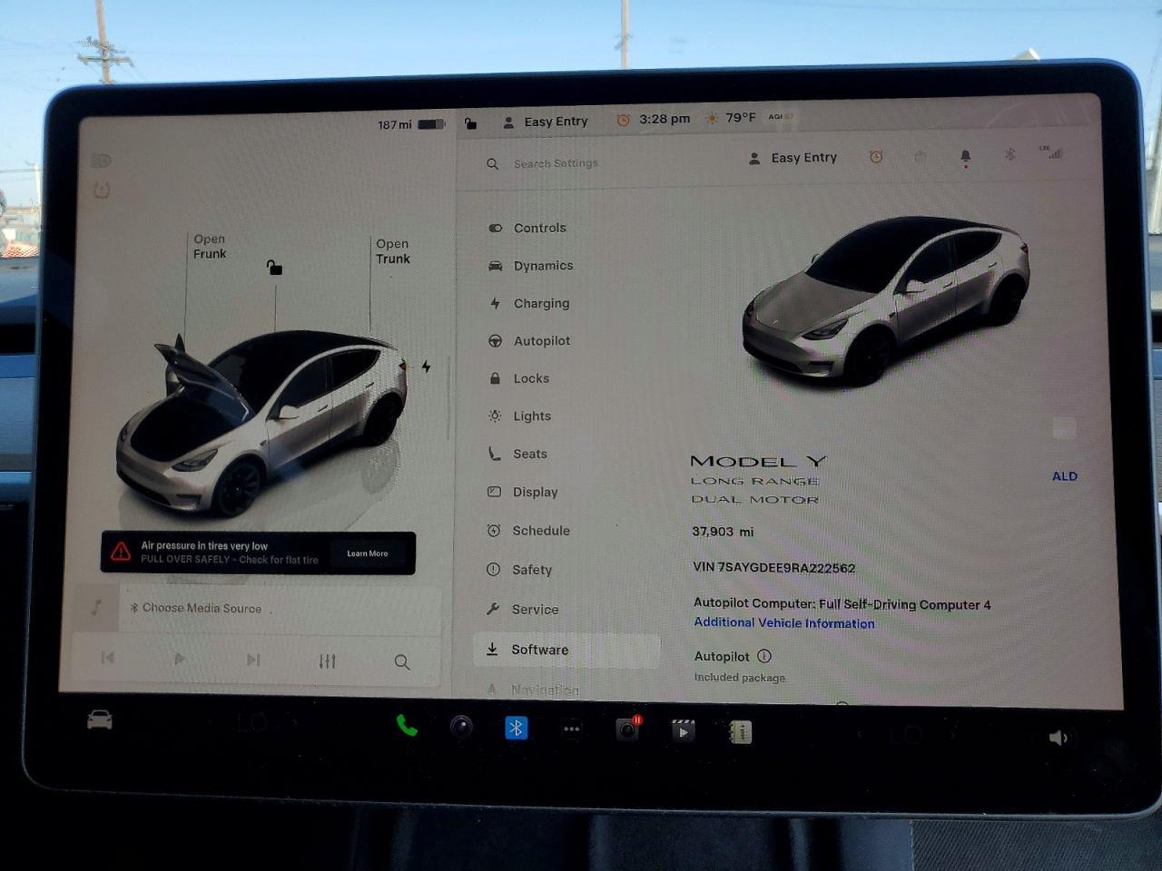 2024 TESLA MODEL Y