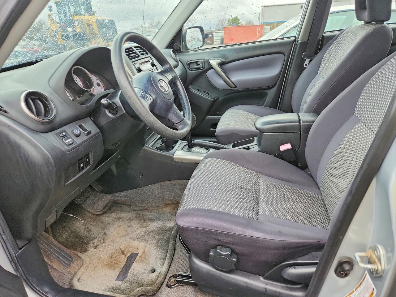 2005 TOYOTA RAV4