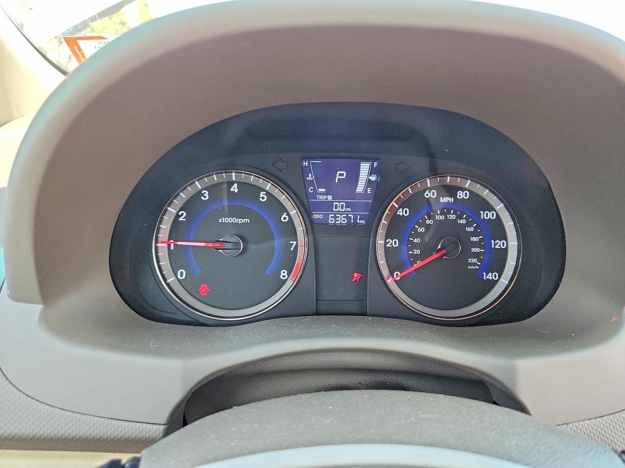2012 HYUNDAI ACCENT