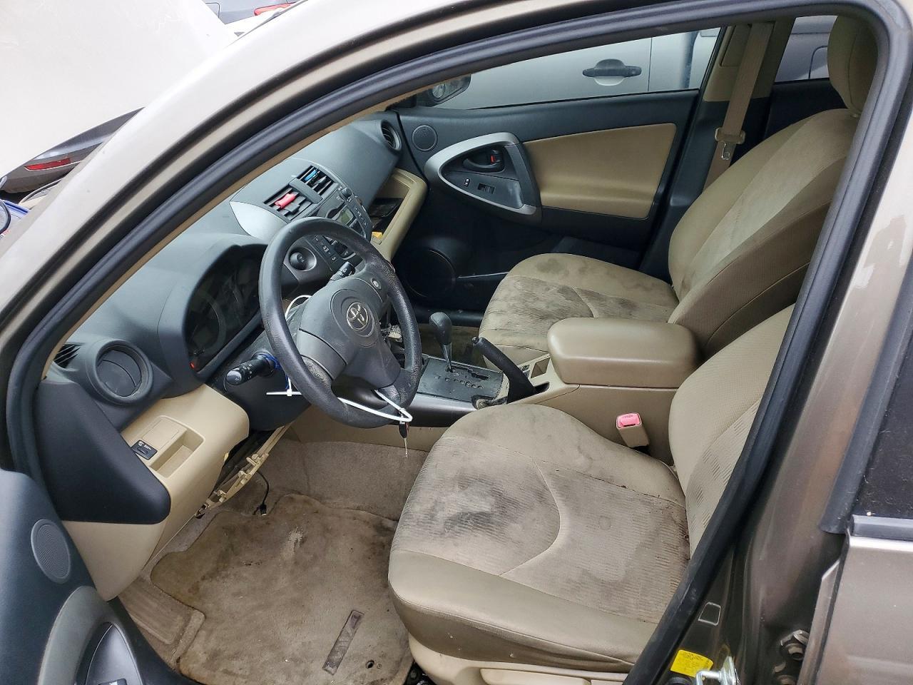 2011 TOYOTA RAV4