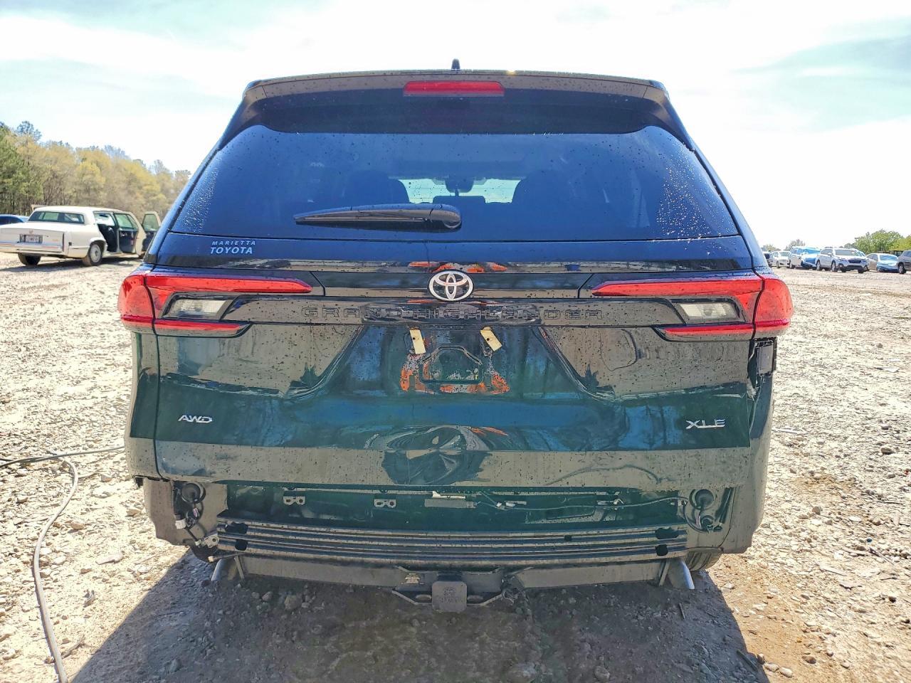 2024 TOYOTA HIGHLANDER
