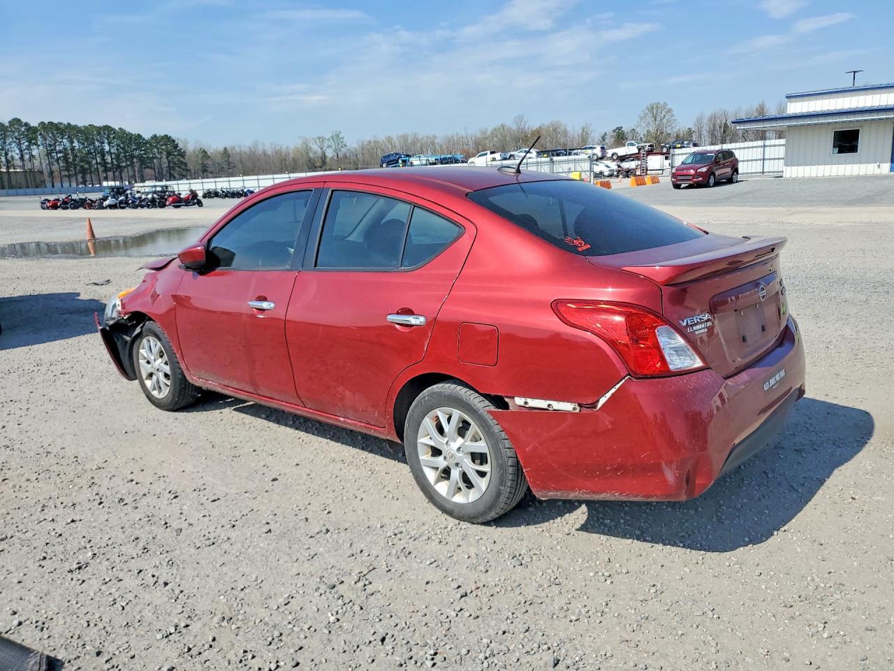2018 NISSAN VERSA