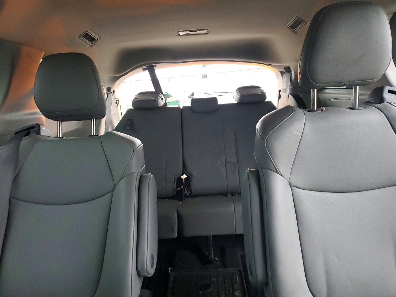2022 TOYOTA SIENNA