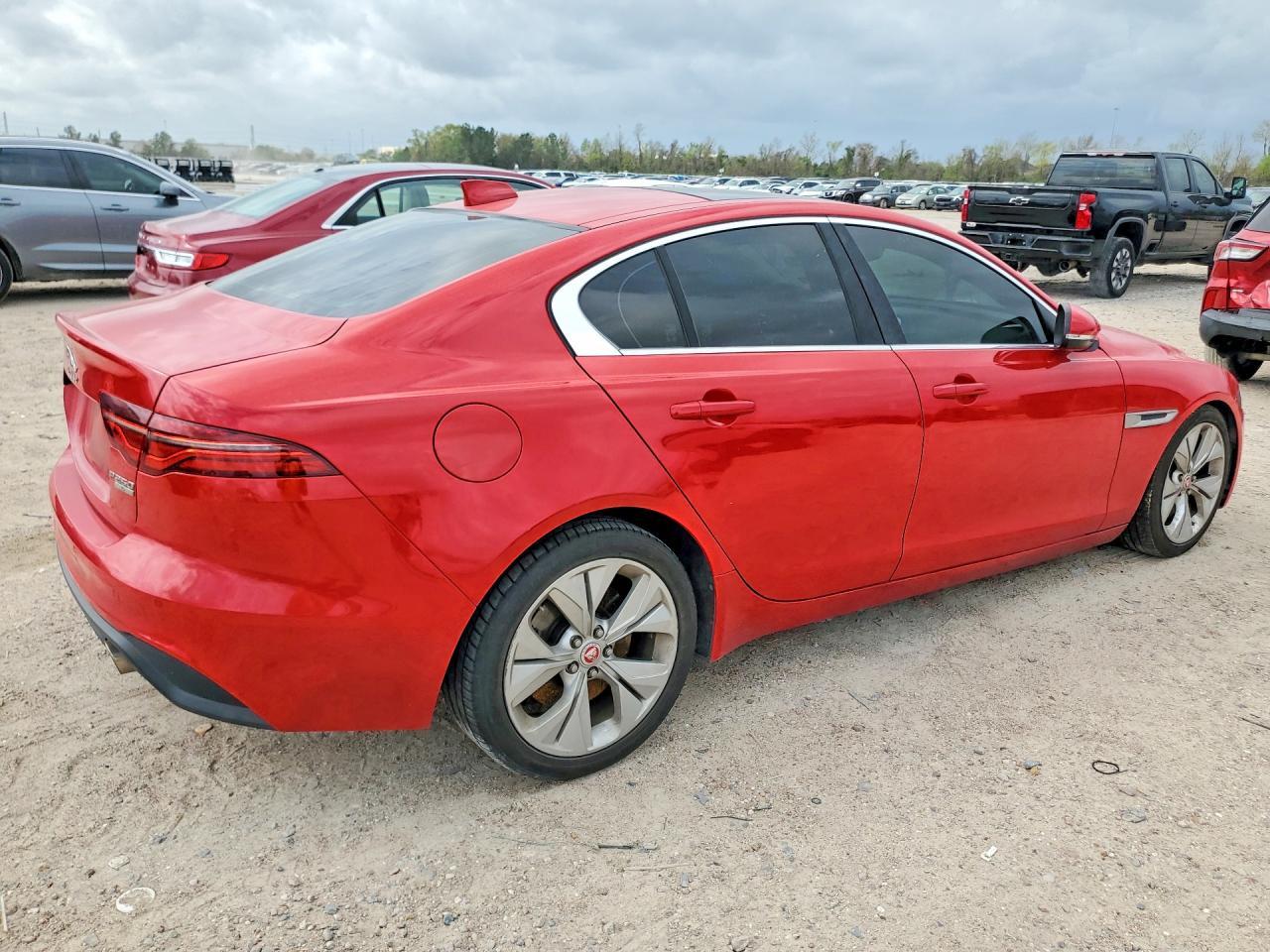 2020 JAGUAR XE