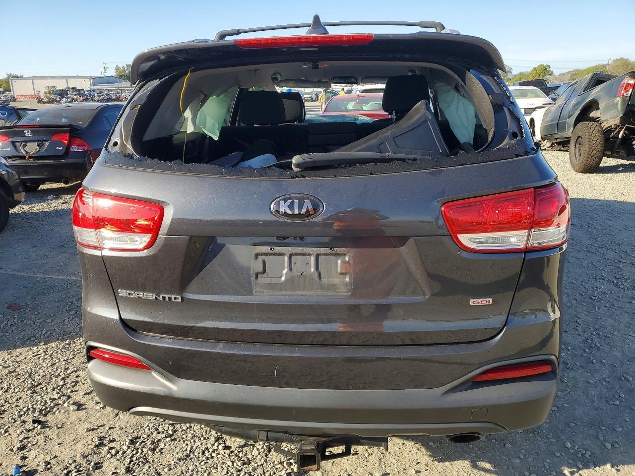 2016 KIA SORENTO