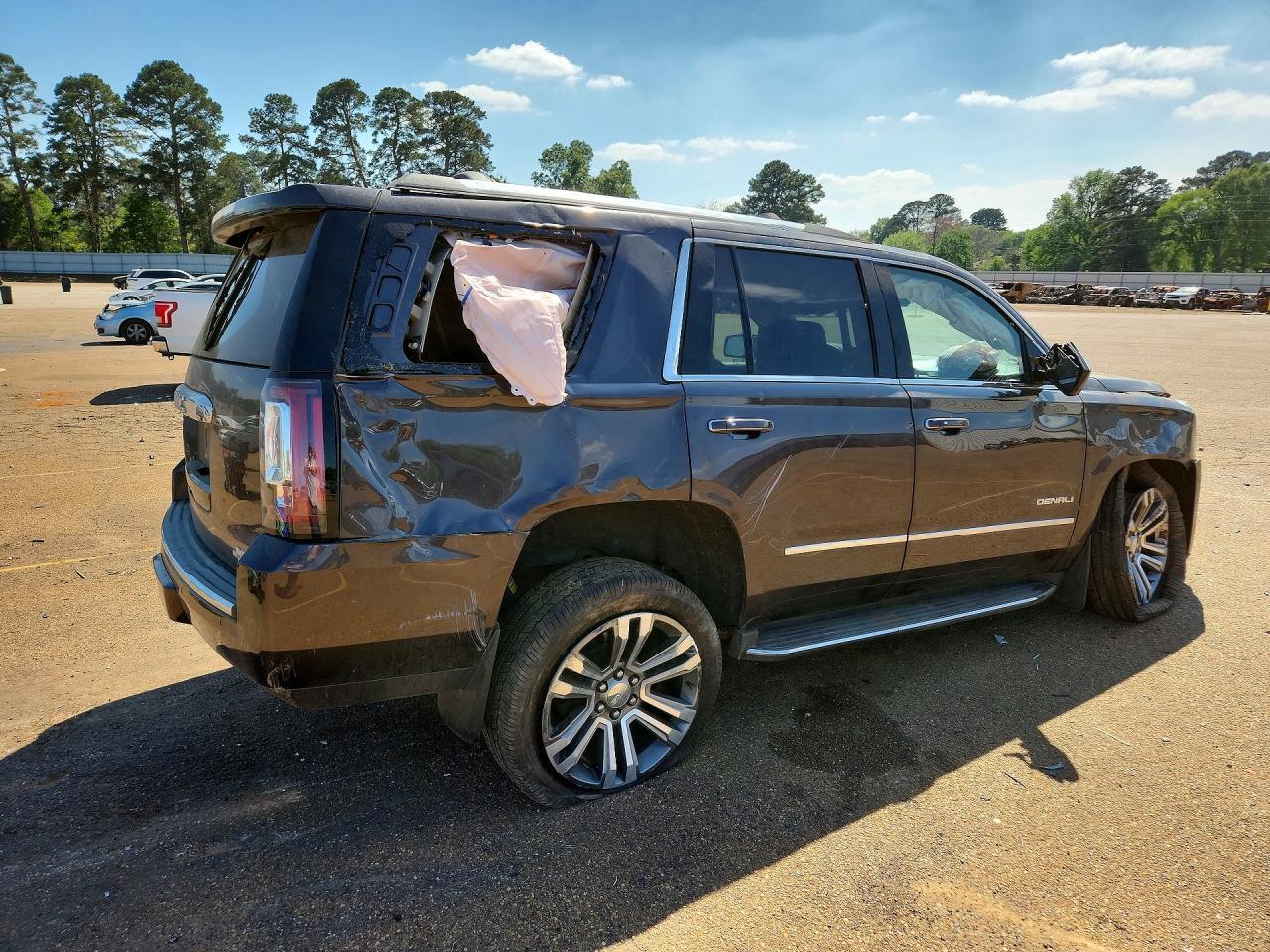 2017 GMC Yukon