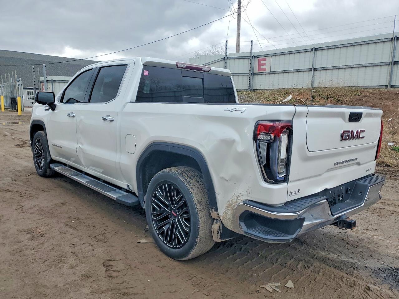 2021 GMC Sierra