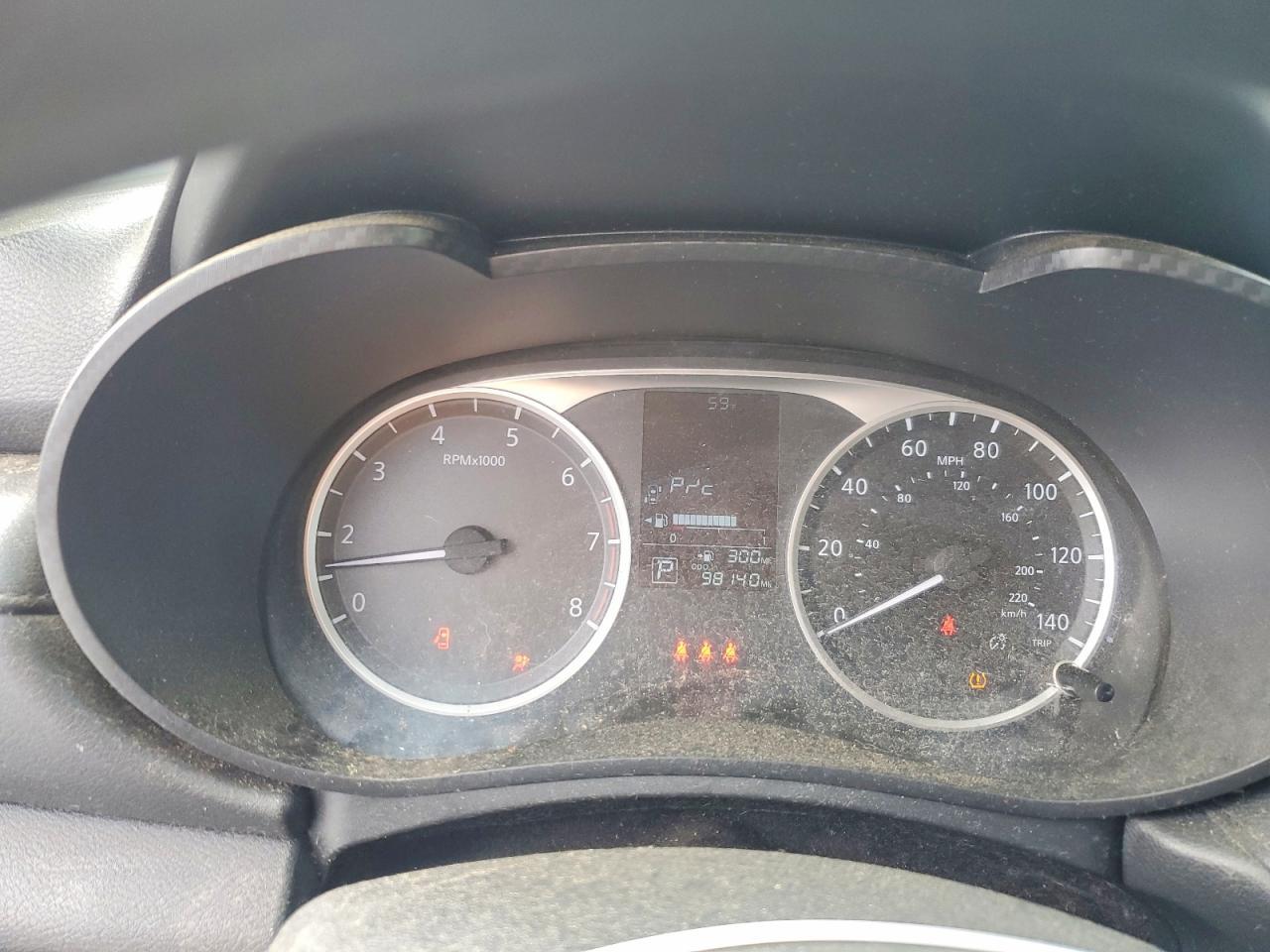 2022 NISSAN VERSA