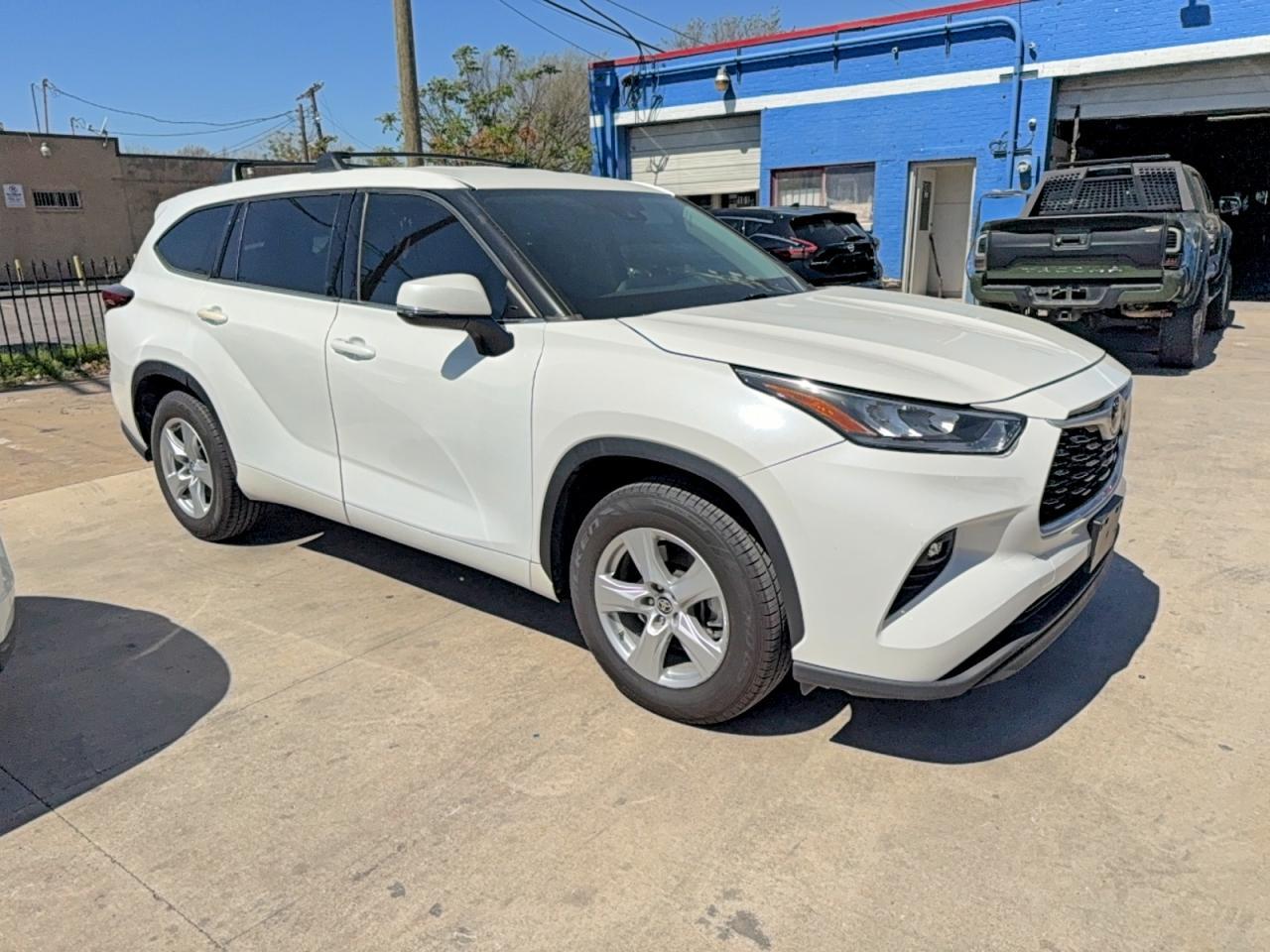 2020 TOYOTA HIGHLANDER