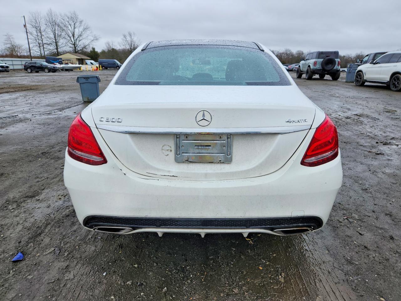 2015 MERCEDES-BENZ C-CLASS