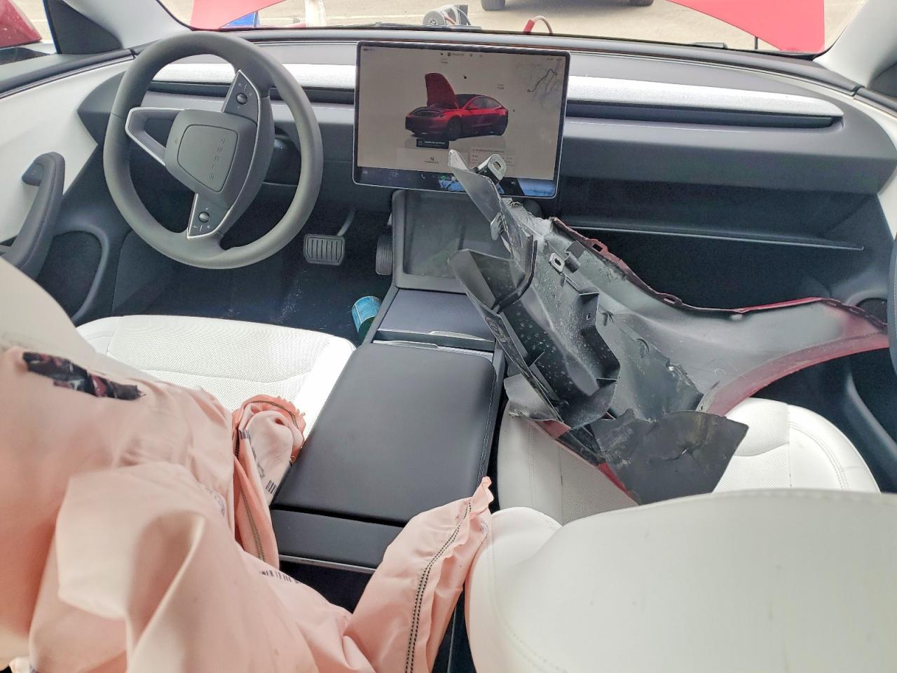 2026 TESLA MODEL 3