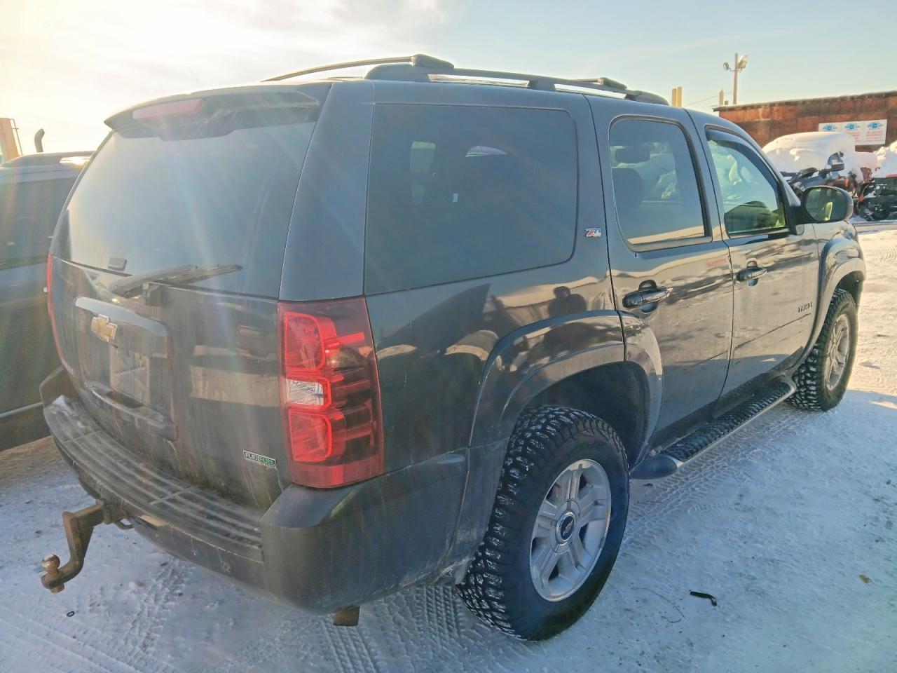 2011 CHEVROLET Tahoe