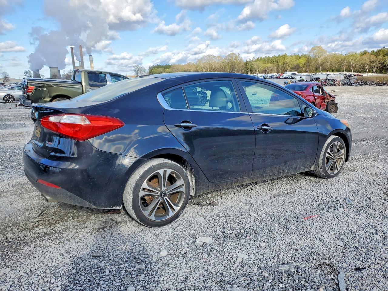 2014 KIA FORTE
