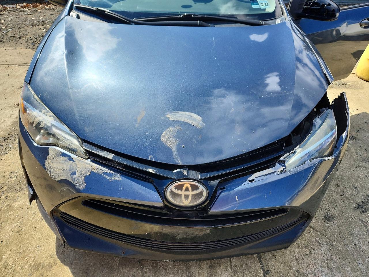 2017 TOYOTA COROLLA