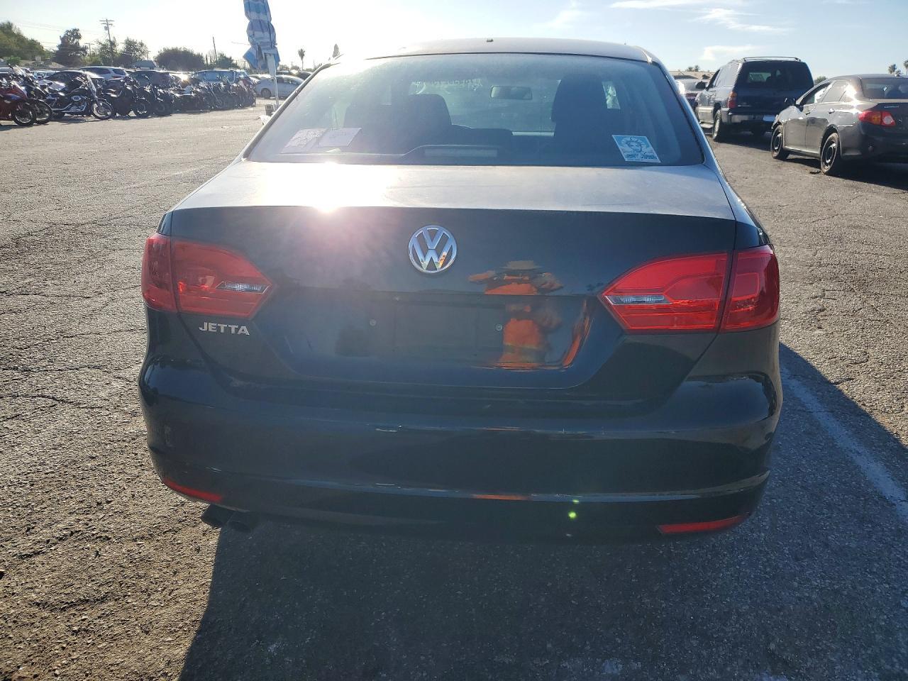 2014 VOLKSWAGEN JETTA