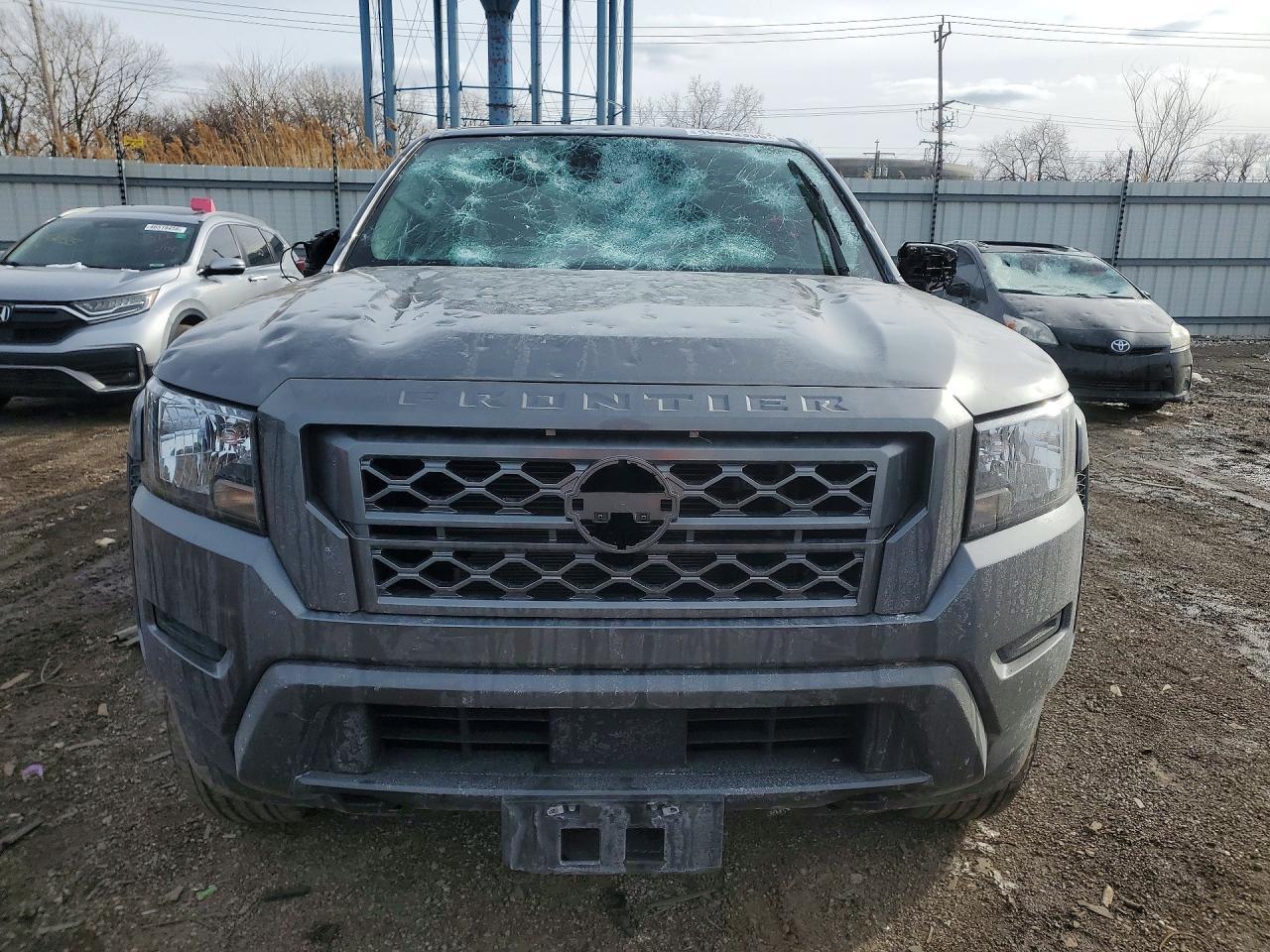 2022 NISSAN Frontier