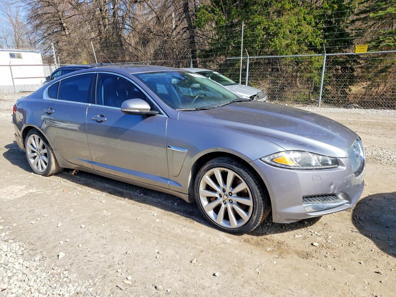 2013 JAGUAR XF