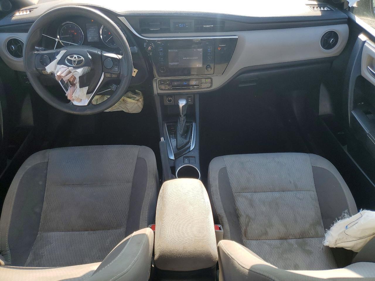 2017 TOYOTA COROLLA