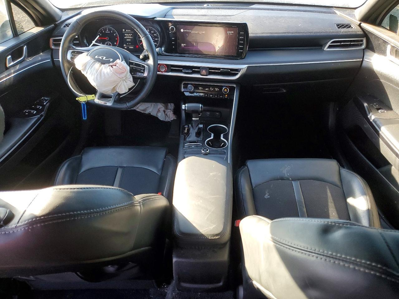 2022 KIA K5