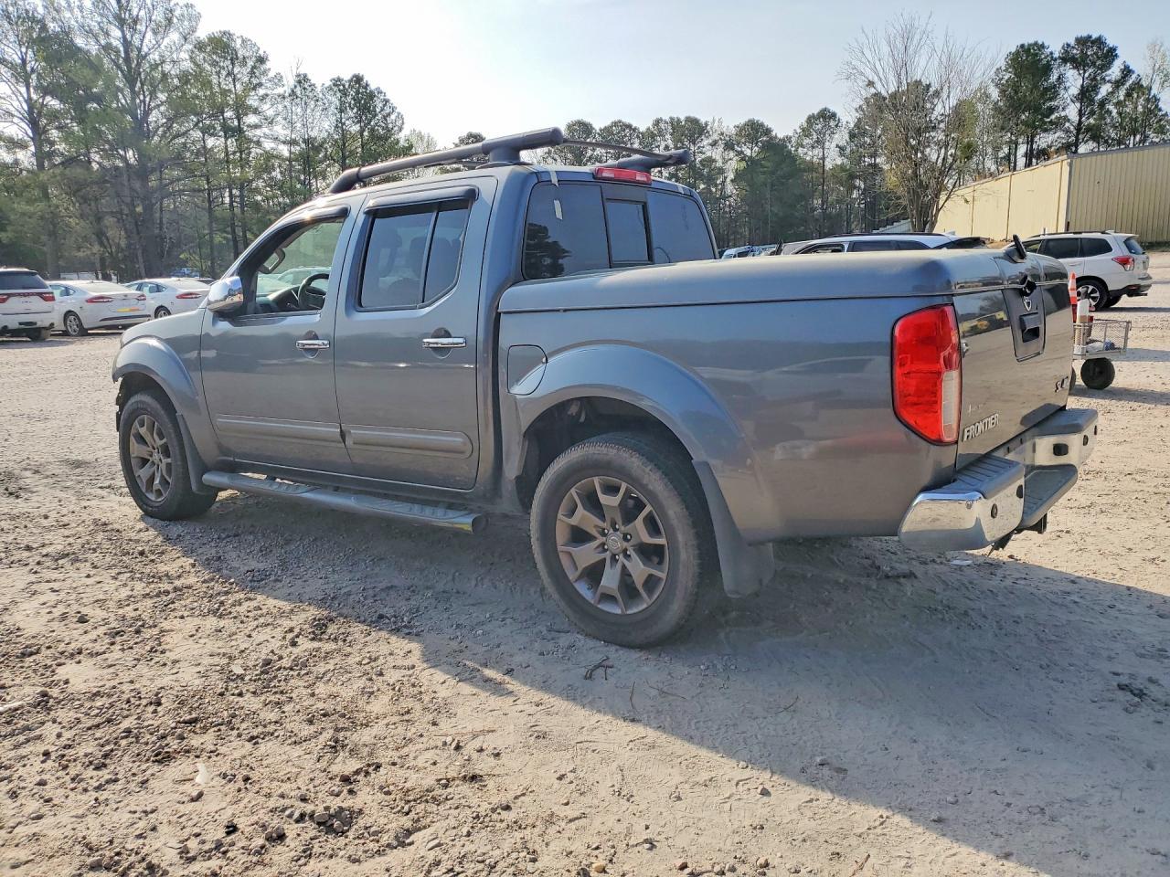 2016 NISSAN Frontier