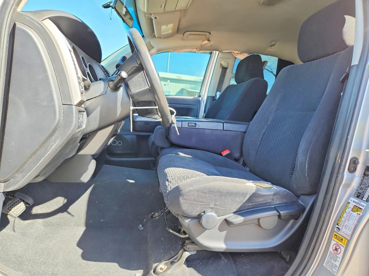 2011 TOYOTA TUNDRA