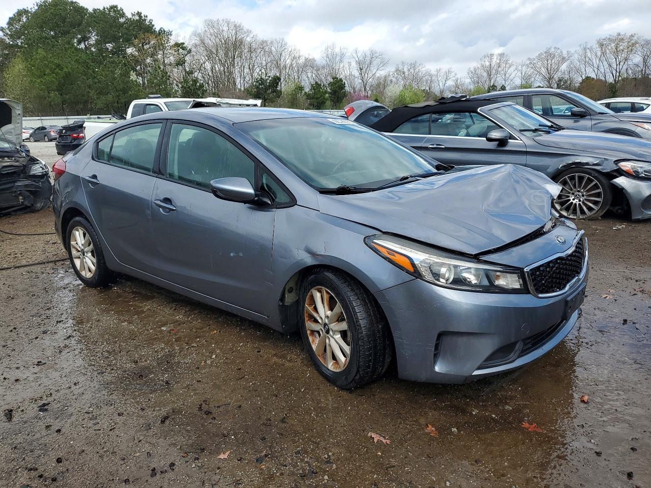 2017 KIA FORTE