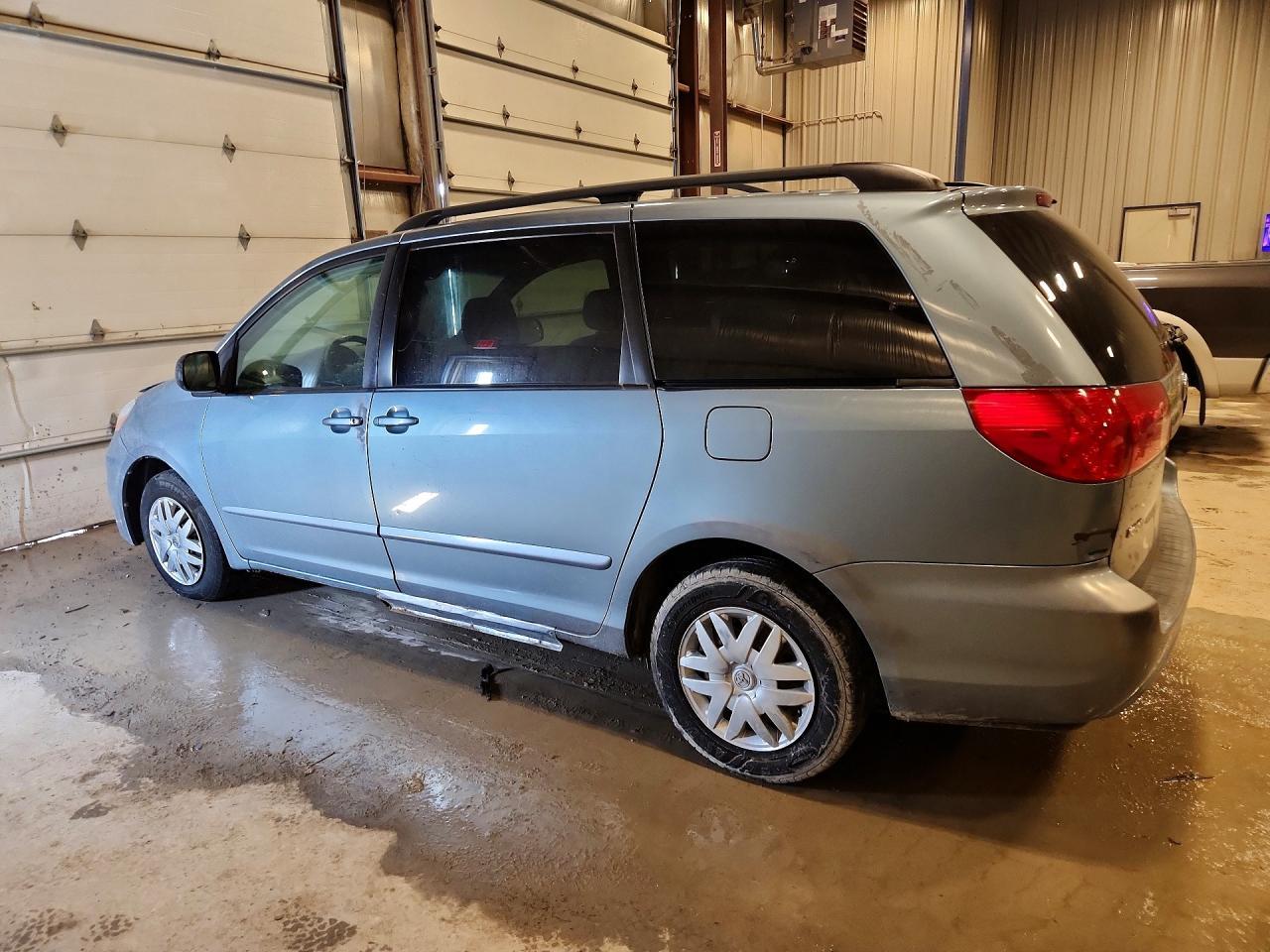 2007 TOYOTA SIENNA