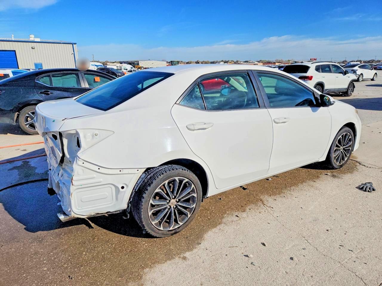 2016 TOYOTA COROLLA