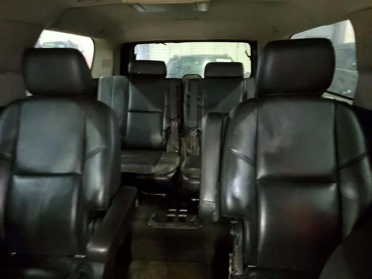 2013 CADILLAC Escalade ESV