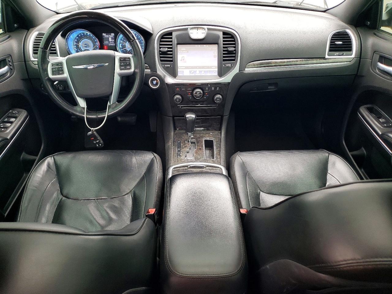2011 CHRYSLER 300